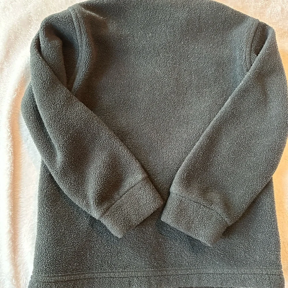 Columbia Black Fleece Jacket with Blue Accent - Picture 5 of 5